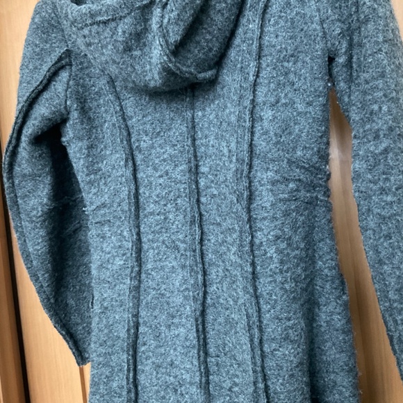 Grey wool sweater coat size small - Picture 2 of 5
